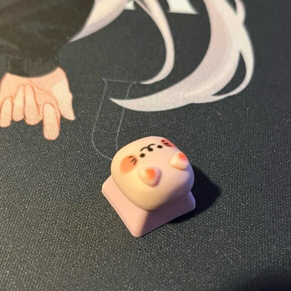 Cute Pink Artisan Keycap, kawaii animal for mechanical keyboard - Picture 5 of 7
